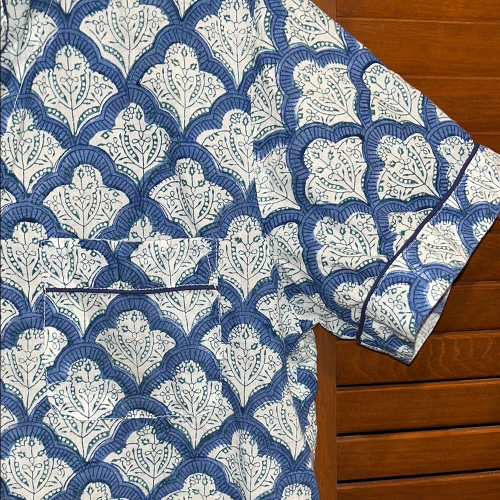 Adorable Roller Rabbit Blue and White Pajama Set - Picture 3 of 15